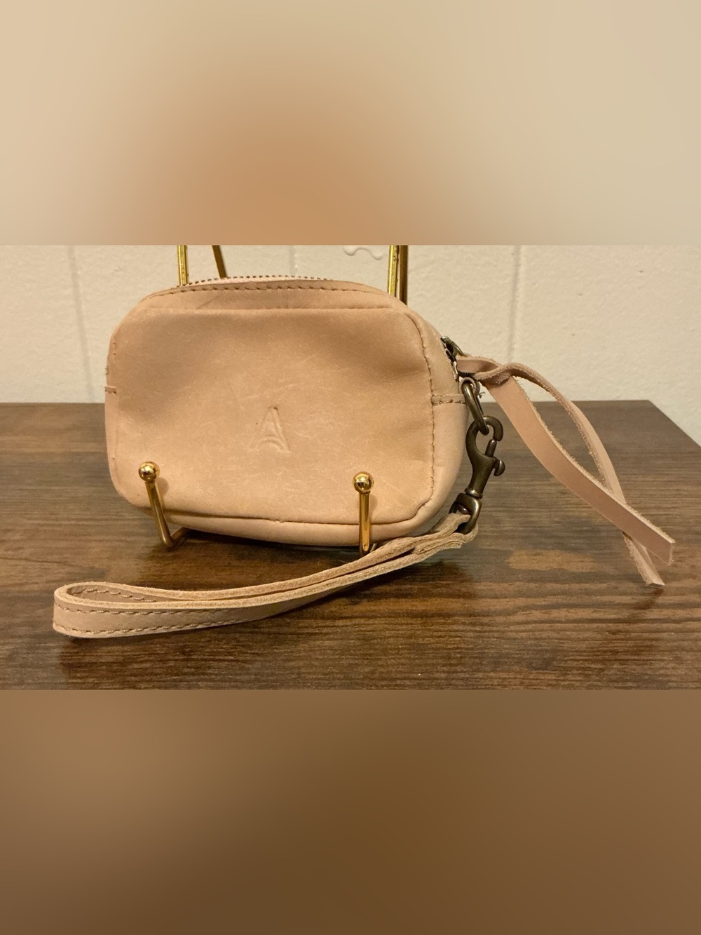 A Rare Able Hana Mini Soft Leather Zip Natural Tan Pouch / Wristlet Coin Purse
